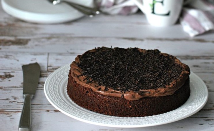 Torta cocco e cacao con ricotta montata al cioccolato