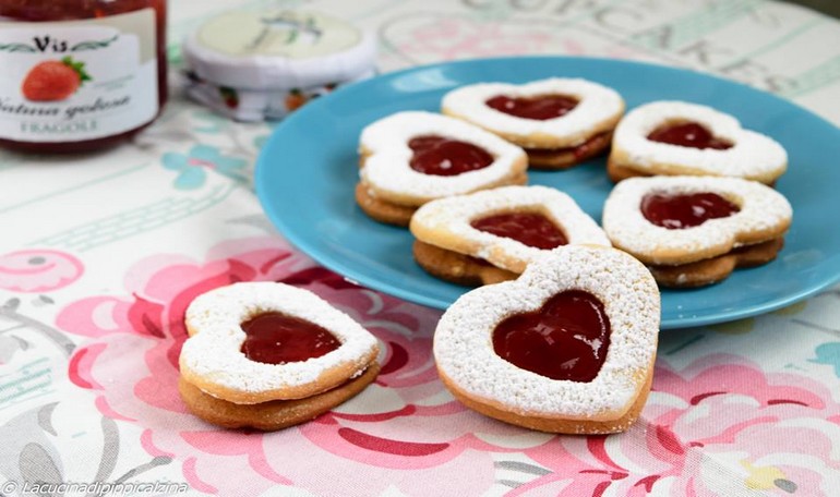Biscotti delicati alle fragole