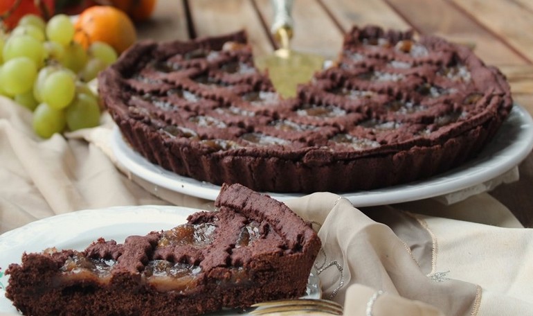 Crostata con frolla al cacao e crema di marroni