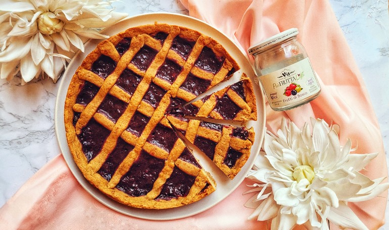 Crostata al farro con confettura ai frutti di bosco 