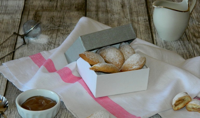 Biscuits with chestnut cream