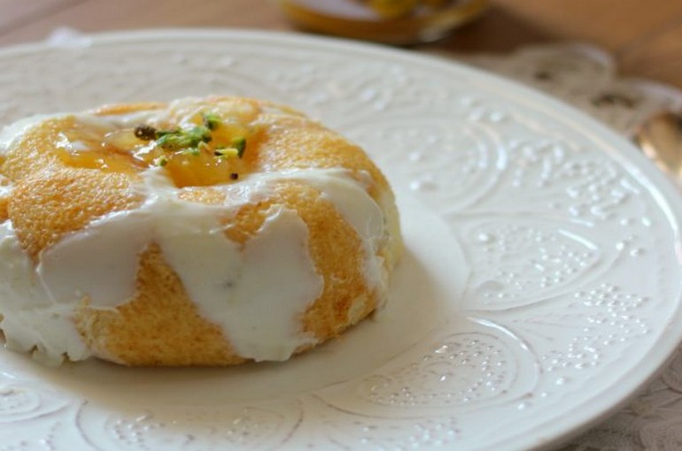 A fresh dessert with ricotta cheese and soft heart of ‘Più Frutta Benessere” Vis