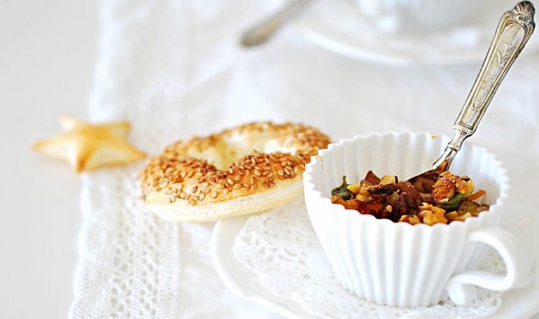 Italian style antipasto in a cup (with surprise)